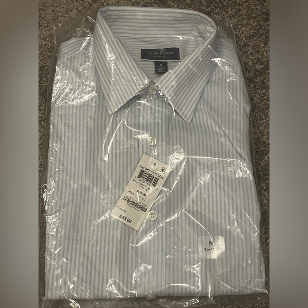Men’s Club Room Slim Fit Dress Shirt.M.